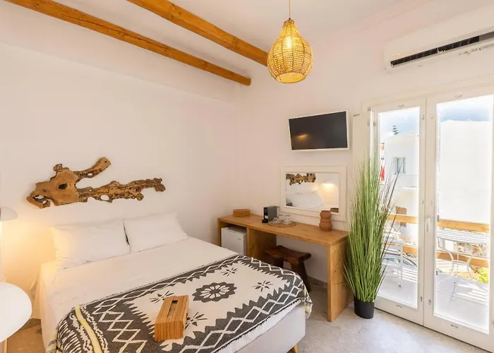 Parosquare Apartman Párosz